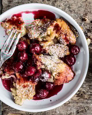 Kaiserschmarren mit Kirschen