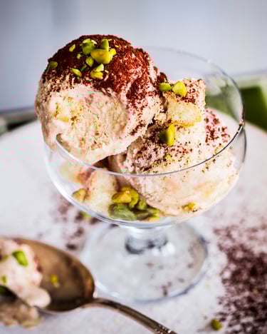 Tiramisu-Eis mit Pistazien selber machen