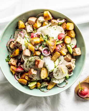 Bayerischer Brotsalat