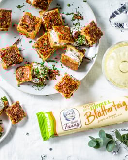 Herzhafte Blätterteig-Pralinen mit Parmesankruste