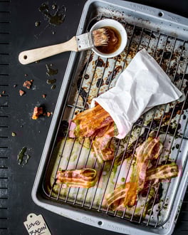 Bacon in einer Marinade aus Bier braten – super lecker!