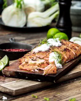 Lachs Vom Grill Auf Der Planke