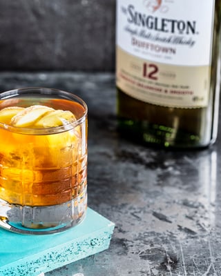 Honeycomb Cocktail mit Whisky von The Singleton.
