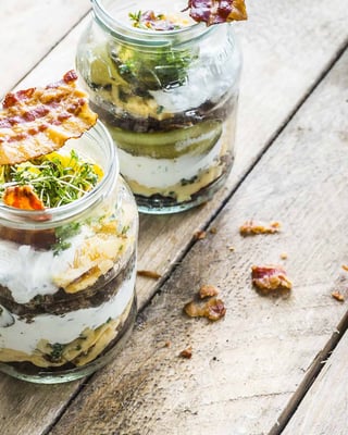 Brotzeit im Glas