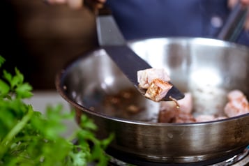 Surf-n-Turf-Suppe - Kassler anbraten