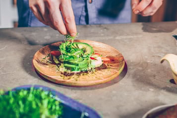 Vegane Avocado Hummus Stulle Stulle Garnieren