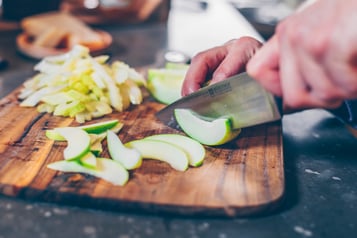 Sellerie-Apfel-Salat mit Parmesan