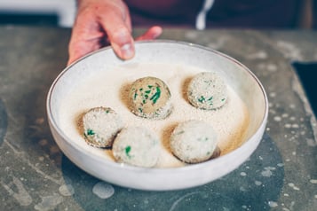 Frittierte Auberginenbällchen