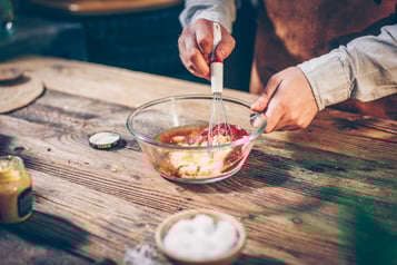 Scharfe Cocktailsauce Zutaten Vermengen