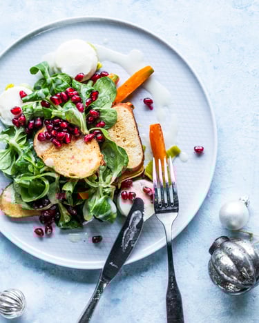Feldsalat Mit Kartoffeldressing Ziegenkaese Und Granatapfel