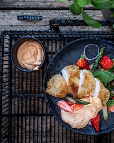 Panko Haehnchenbrust Mit Erdbeer Spargel Pfanne