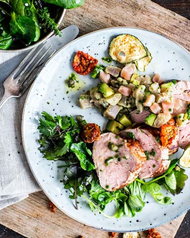Kalbsfilet mit Thunfischtatar und Kapern-Vinaigrette