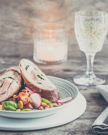 Kalbsfilet in Parmaschinken-Mantel mit Mozzarella-Füllung 