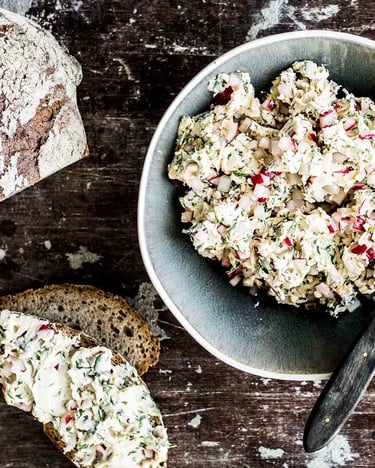 Radieschen-Rucola-Butter