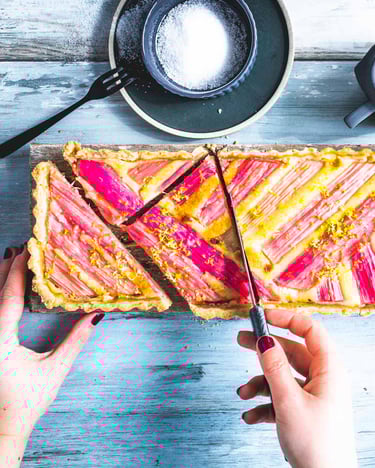 Rhabarberkuchen mit Schmand zubereiten