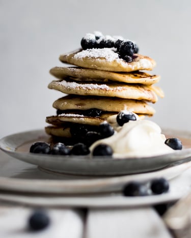 Buttermilch Pancakes Mit Heidelbeeren Und Ahornsirup