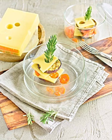 Aubergine-Käse-Türmchen mit Chutney