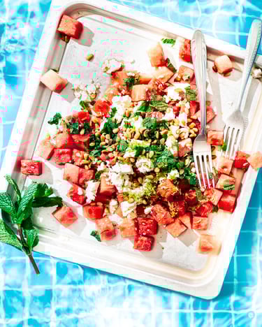 Klassischer Wassermelonensalat mit Feta und Minze