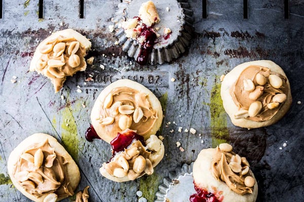 Peanutbutter-Jelly-Cookies